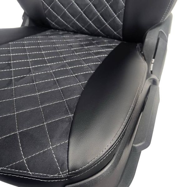 Чехлы Алькантара на Hyundai Accent 1999-2011 г.в. Чехлы Алькантара на Hyundai Accent 1999-2011 г.в.